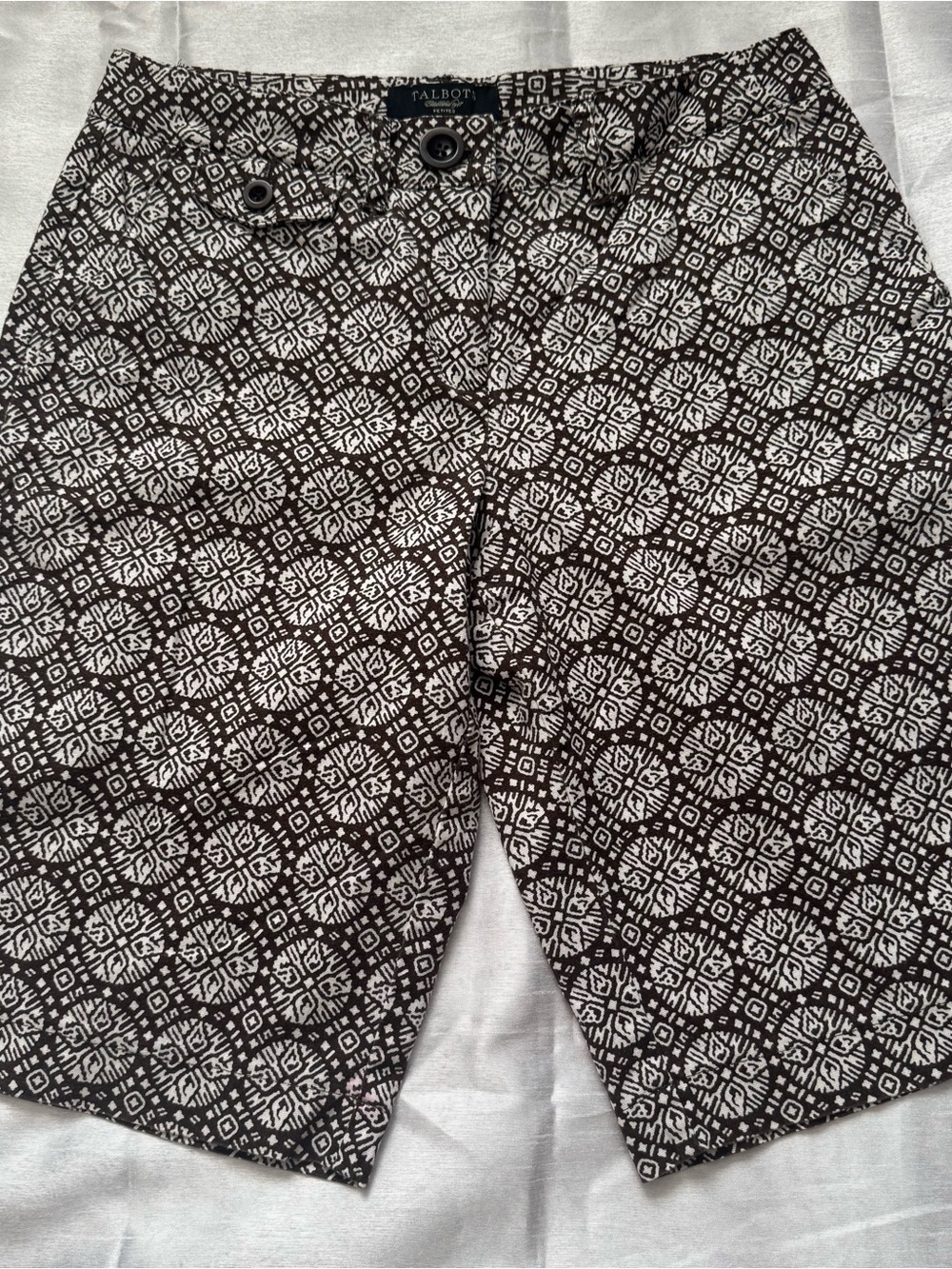 Talbots Petites 4P Stretch Rich Brown White Geometric 5-Pocket Bermuda Shorts